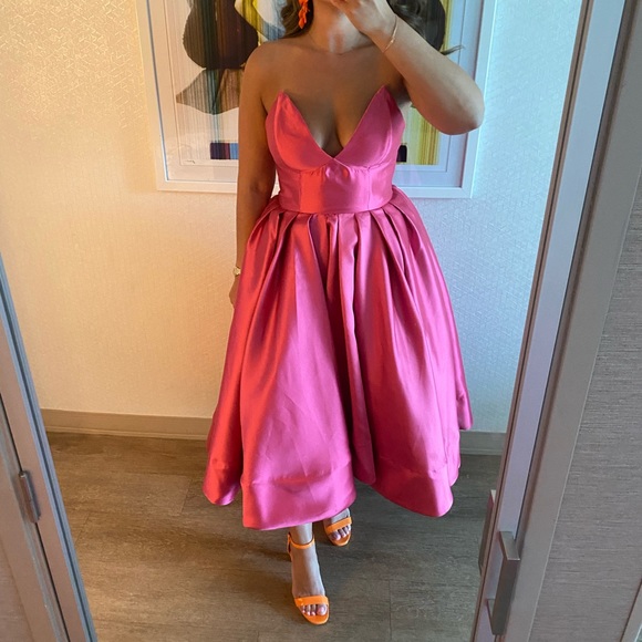 Anthropologie Hugh Sabrina Strapless V-Neck High Low Gown - Picture 3 of 3